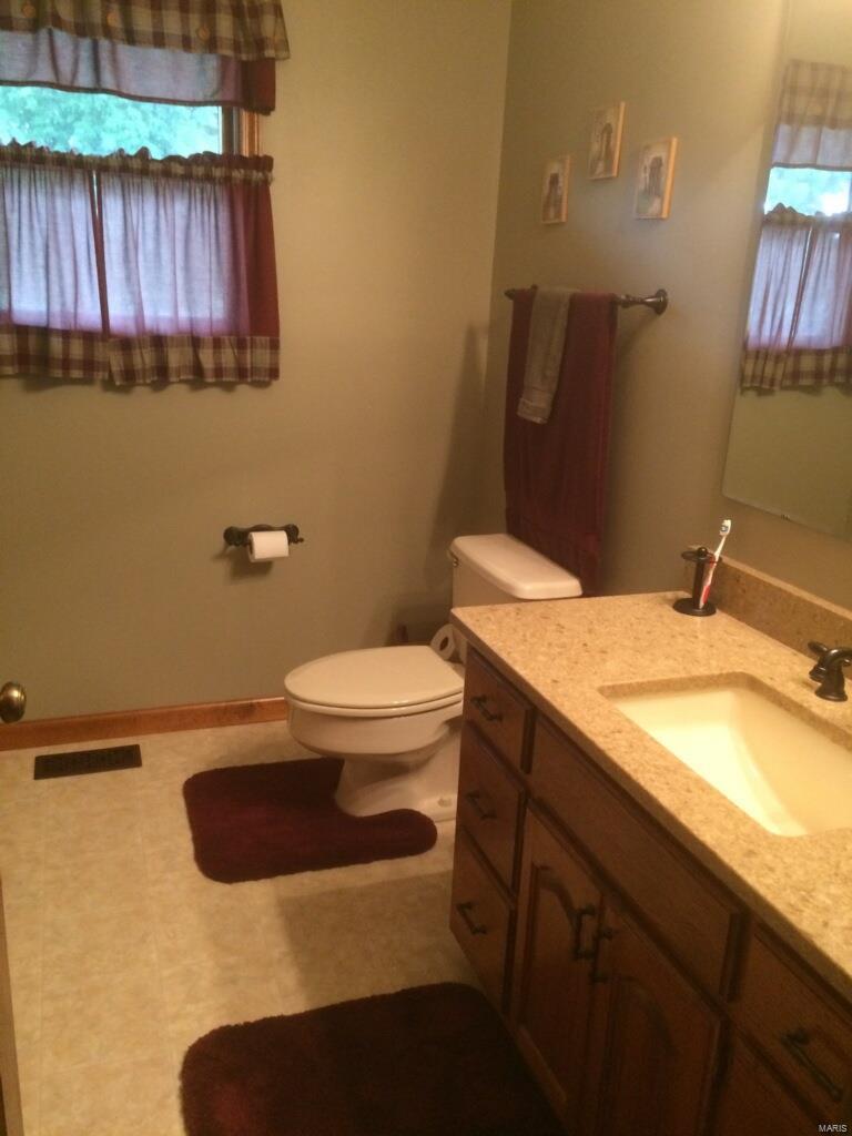 2604 Meadow Ridge Drive Highland, IL 62249 - Photo 43 of 43 Gallery Image 43