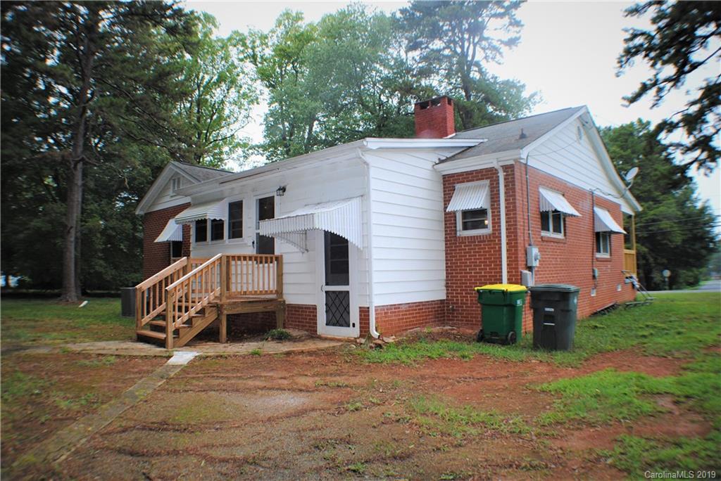 1719 Bringle Ferry Road Salisbury, NC 28146 - Photo 2 of 21 Gallery Image 2
