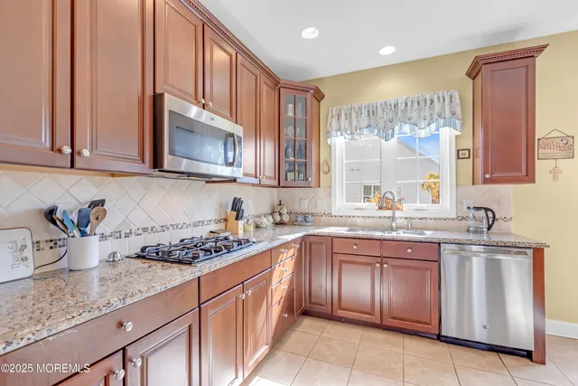 $599,000 | 8 Ventnor Court, Waretown, NJ 08758