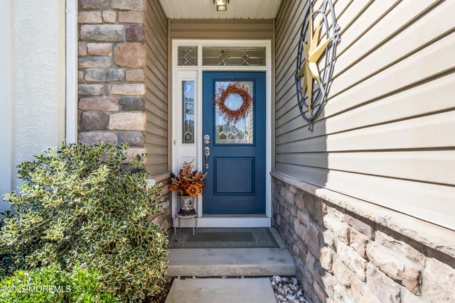 $599,000 | 8 Ventnor Court, Waretown, NJ 08758