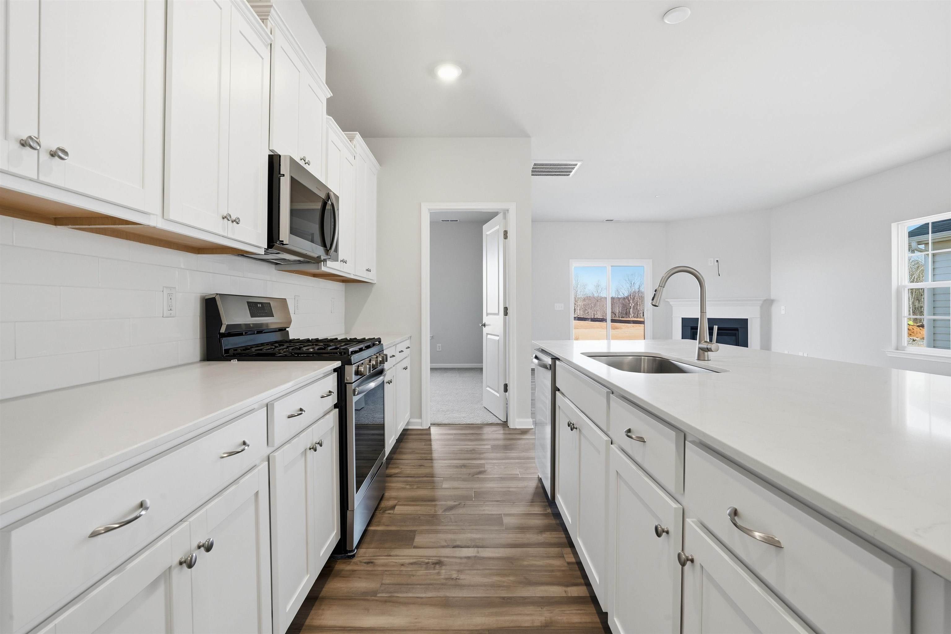 423 Lee's Corner Lane Woodruff, SC 29388 - Photo 8 of 26