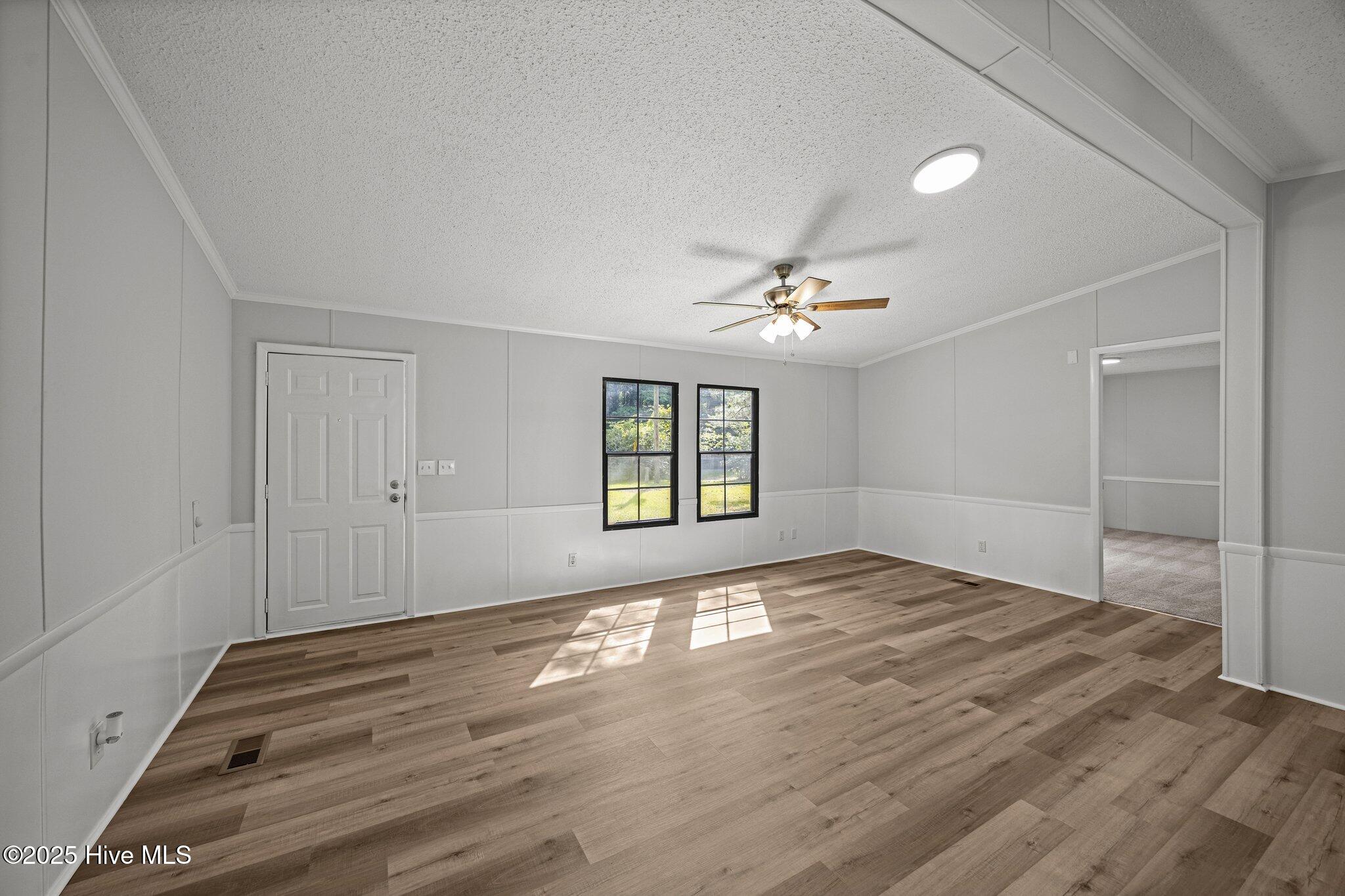 405 Country Acres Road Grifton, NC 28530 - Photo 3 of 29 13-web-or-mls-BLS_0012