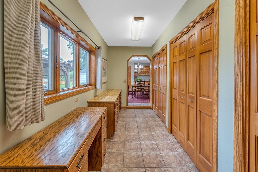 202 West 2nd Street Waunakee, WI 53597 - Photo 22 of 47