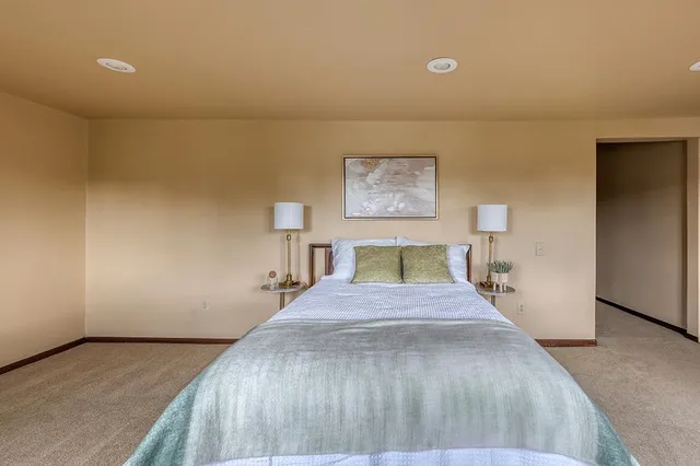 $475,000 | 202 West 2nd Street, Waunakee, WI 53597