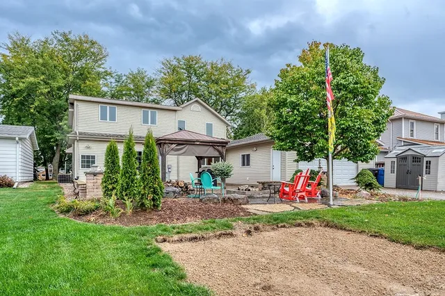 $475,000 | 202 West 2nd Street, Waunakee, WI 53597