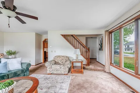 $475,000 | 202 West 2nd Street, Waunakee, WI 53597