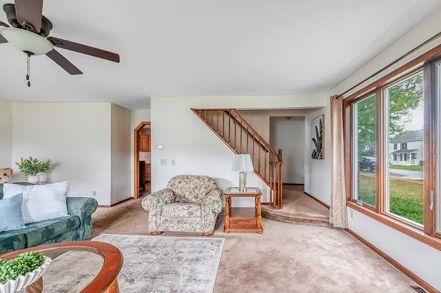 $475,000 | 202 West 2nd Street, Waunakee, WI 53597