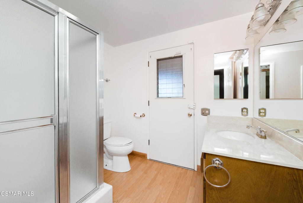 39 Inverness Road Thousand Oaks, CA 91361 - Photo 23 of 69 a bathroom with a sink a toilet and shower