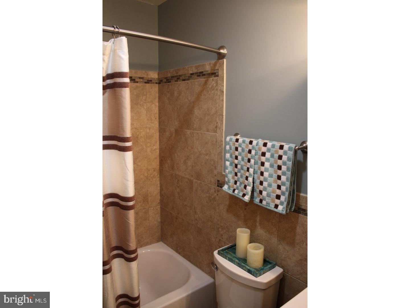 127 Barley Road Ivyland, PA 18974 - Photo 20 of 25 Bathroom