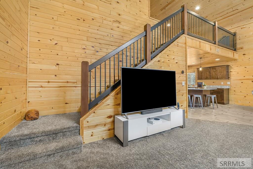 4060 Steelhead Road Island Park, ID 83429 - Photo 12 of 53 Living Room