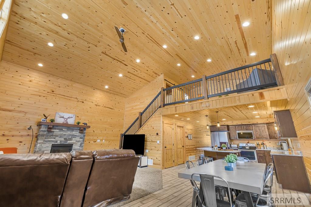 4060 Steelhead Road Island Park, ID 83429 - Photo 14 of 53 Living Room