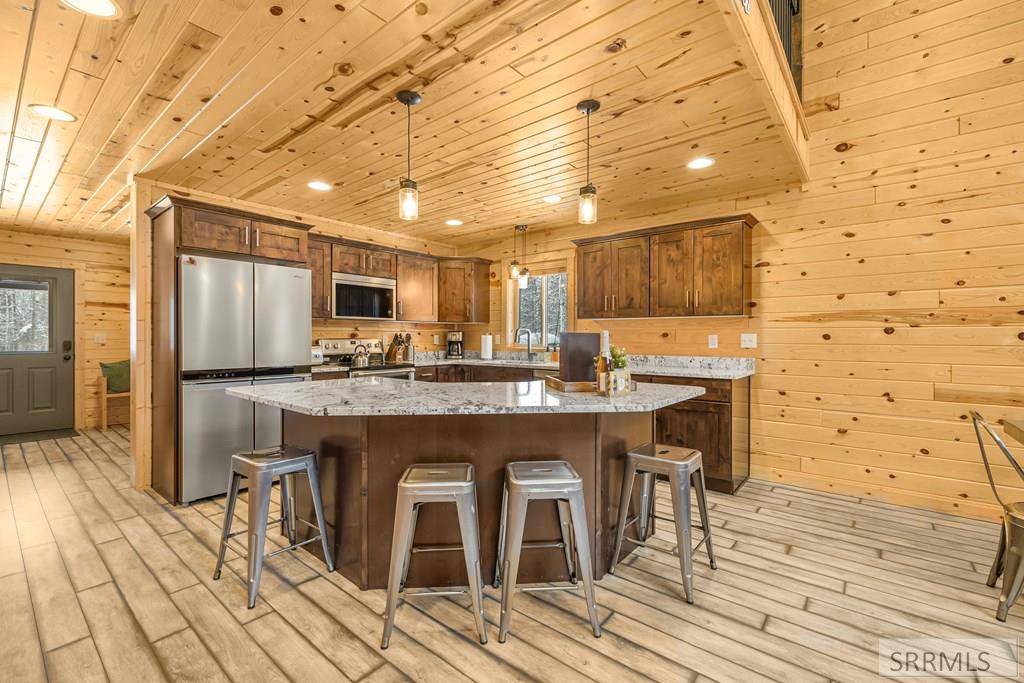 4060 Steelhead Road Island Park, ID 83429 - Photo 15 of 53 Kitchen