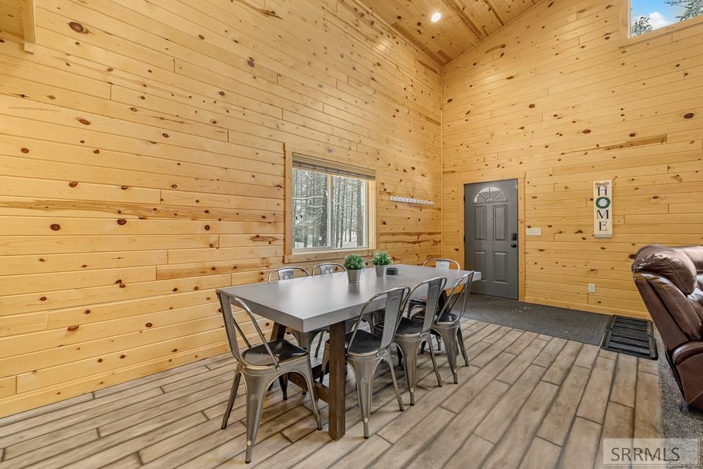 4060 Steelhead Road Island Park, ID 83429 - Photo 21 of 53 Dining