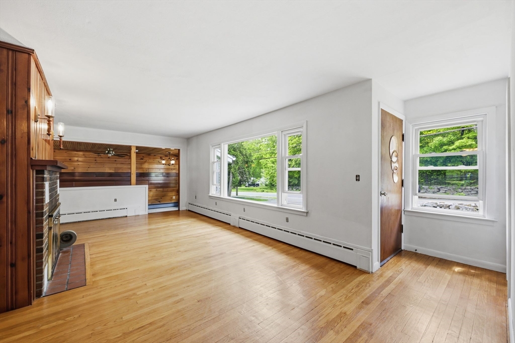 59 Mill Valley Road Belchertown, MA 01007 - Photo 8 of 42