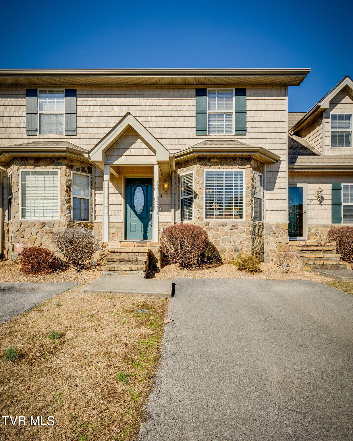 34 Logans Run, Unit 34 Gray, TN 37615 - Photo 2 of 29 002