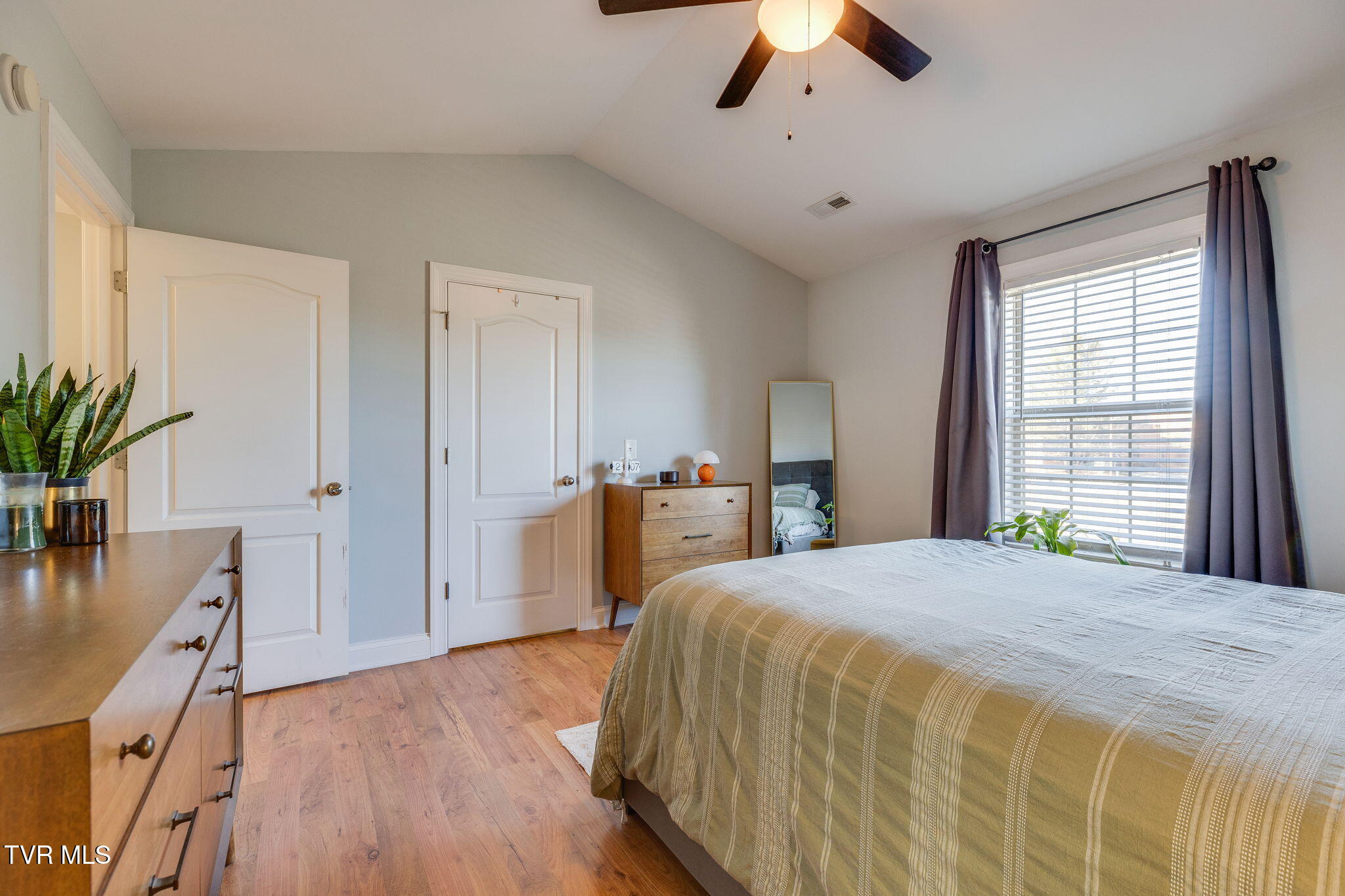 34 Logans Run, Unit 34 Gray, TN 37615 - Photo 21 of 29 020