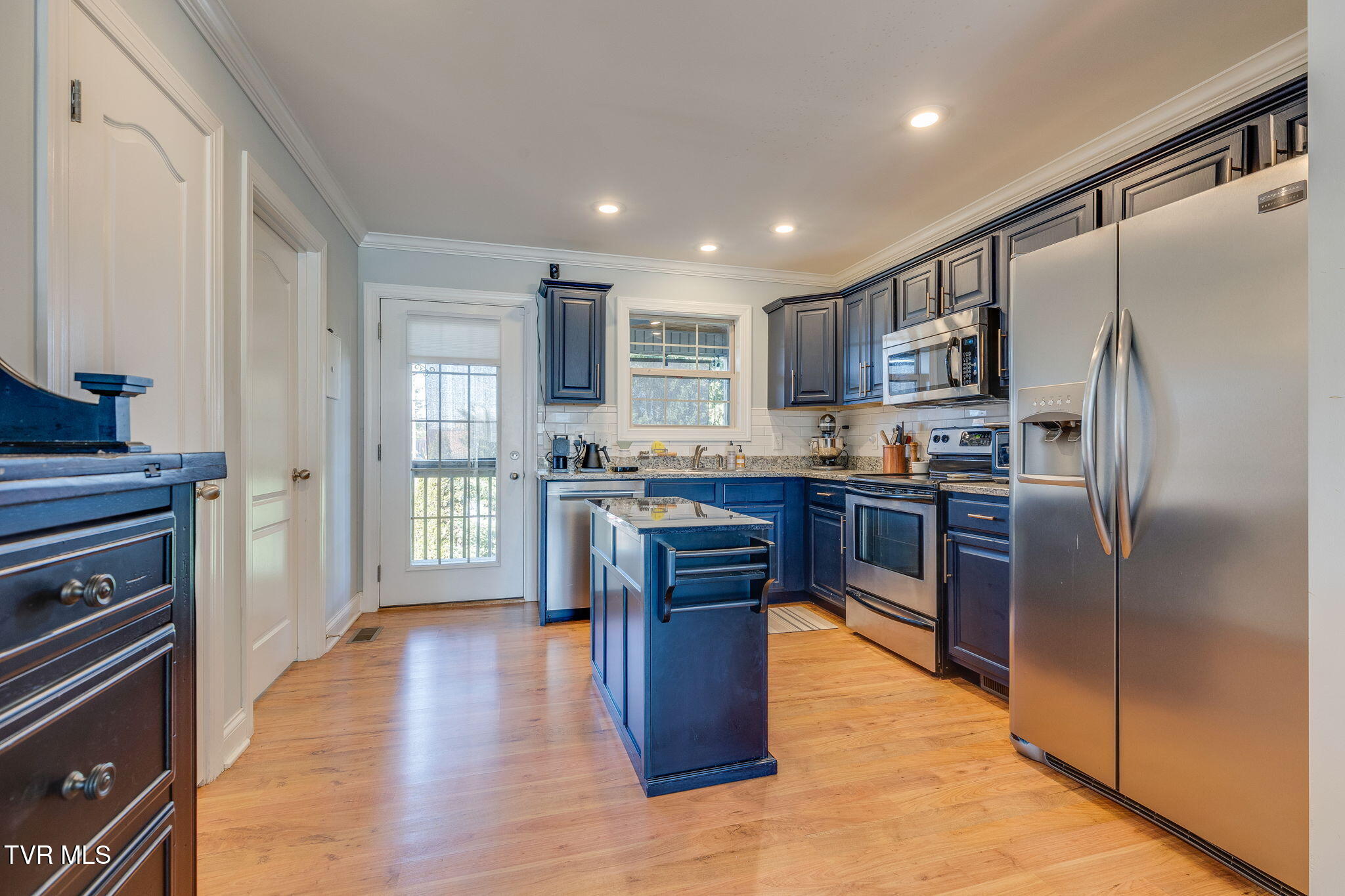 34 Logans Run, Unit 34 Gray, TN 37615 - Photo 7 of 29 011