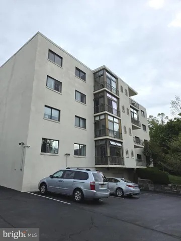 a car parked in front of a building