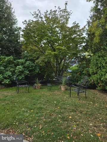 $385,000 | 432 Montgomery Avenue, Unit 402, Haverford, PA 19041