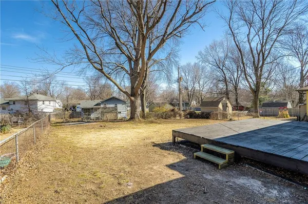 $219,900 | 15300 East 36th Terrace South, Independence, MO 64055