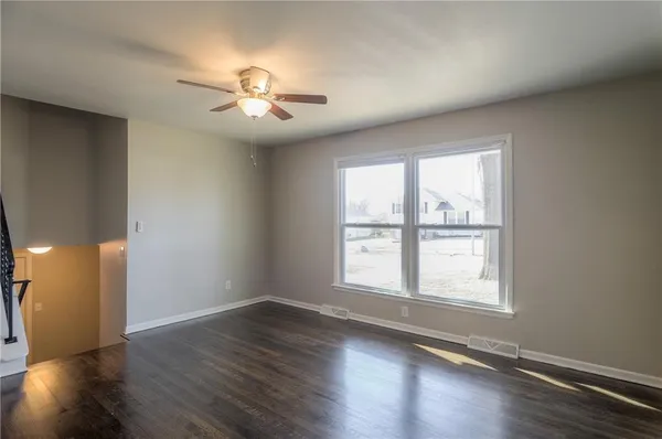 $219,900 | 15300 East 36th Terrace South, Independence, MO 64055