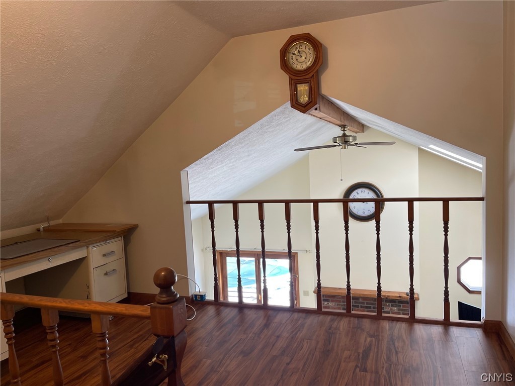 429 Florence Avenue Oneida, NY 13421 - Photo 30 of 39 Upper landing