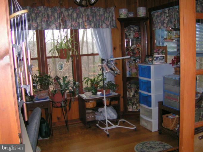 638 Big Elk Chapel Road Elkton, MD 21921 - Photo 3 of 29 Interior (General)