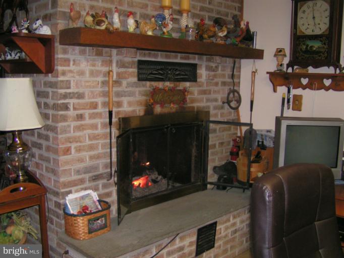 638 Big Elk Chapel Road Elkton, MD 21921 - Photo 6 of 29 Interior (General)