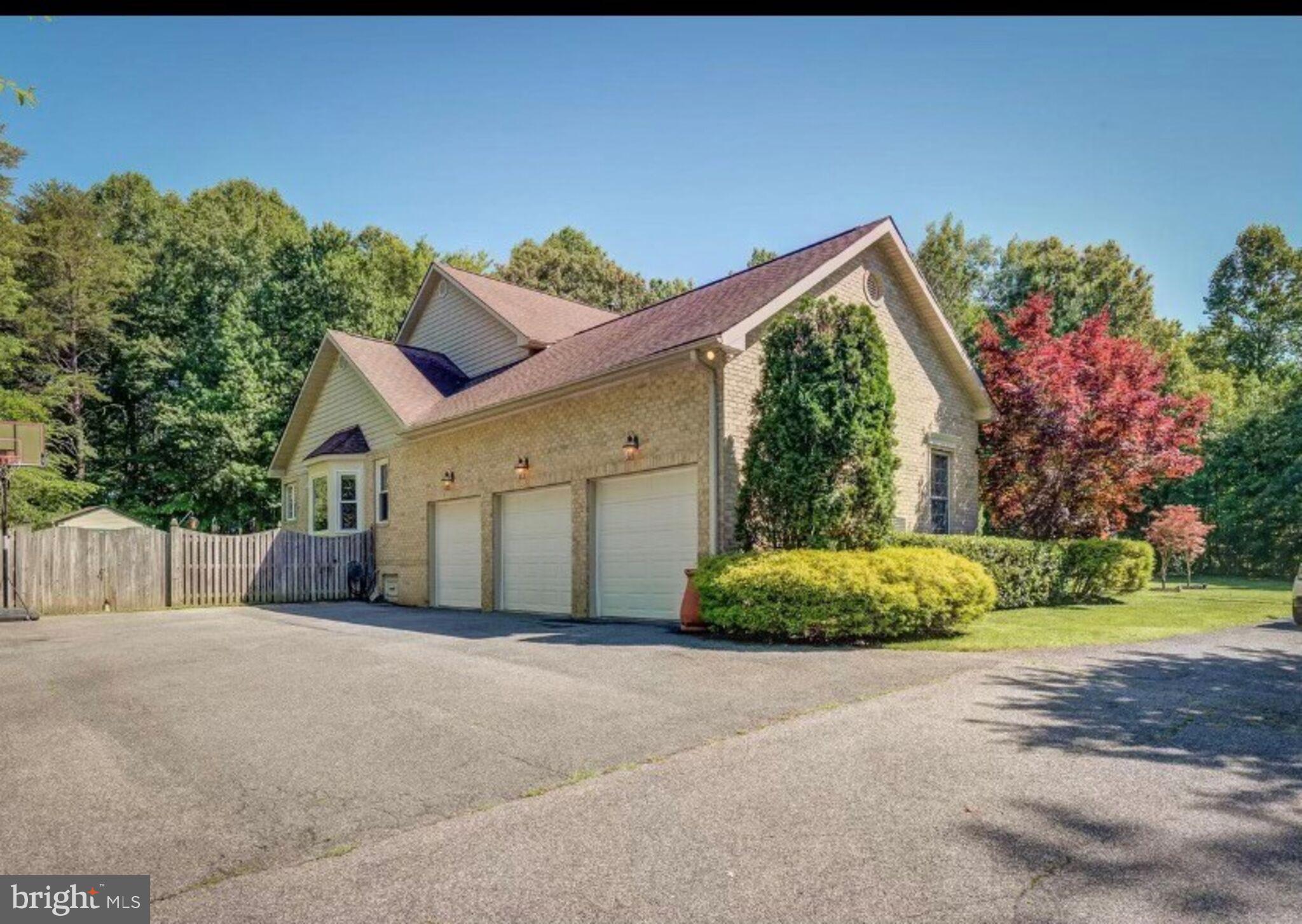 590 Stocketts Run Road Davidsonville, MD 21035 - Photo 43 of 55 Side Exterior in Spring
