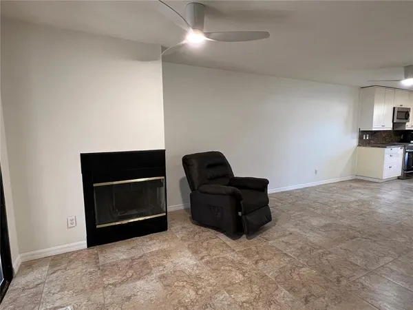 $2,150 | 18714 Wimbledon Circle, Unit 18714, Lutz, FL 33558