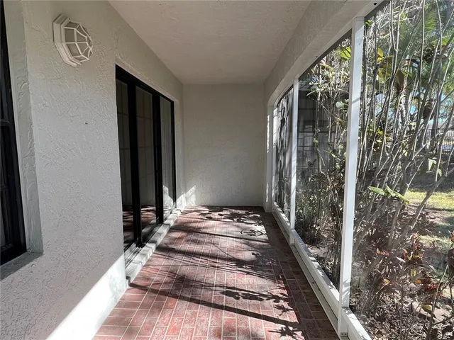 $2,400 | 18714 Wimbledon Circle, Unit 18714, Lutz, FL 33558