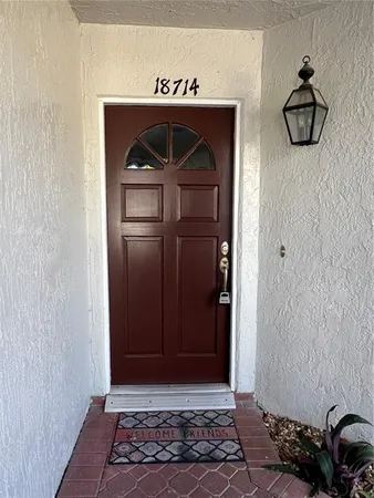 $2,150 | 18714 Wimbledon Circle, Unit 18714, Lutz, FL 33558