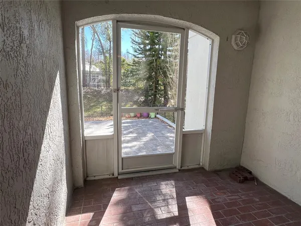 $1,975 | 18714 Wimbledon Circle, Unit 18714, Lutz, FL 33558