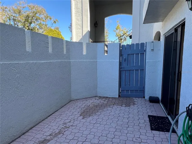 $2,400 | 18714 Wimbledon Circle, Unit 18714, Lutz, FL 33558