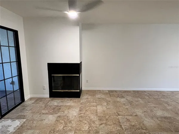 $1,975 | 18714 Wimbledon Circle, Unit 18714, Lutz, FL 33558