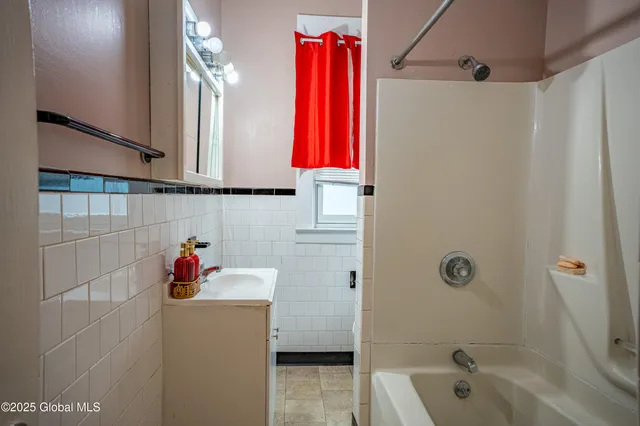 $415,000 | 1014 Baker Avenue, Schenectady, NY 12309