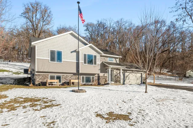 $450,000 | 1572 Burg Avenue, St. Paul, MN 55119