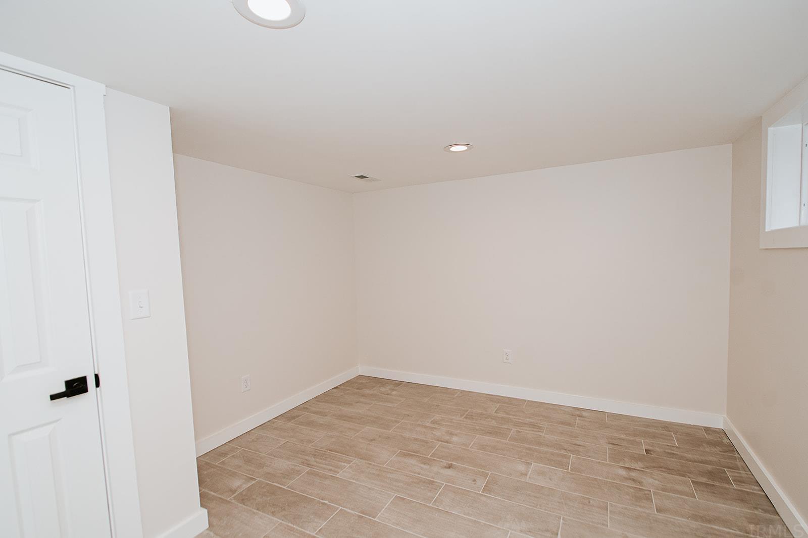 4438 Lafayette Street Fort Wayne, IN 46806 - Photo 17 of 31