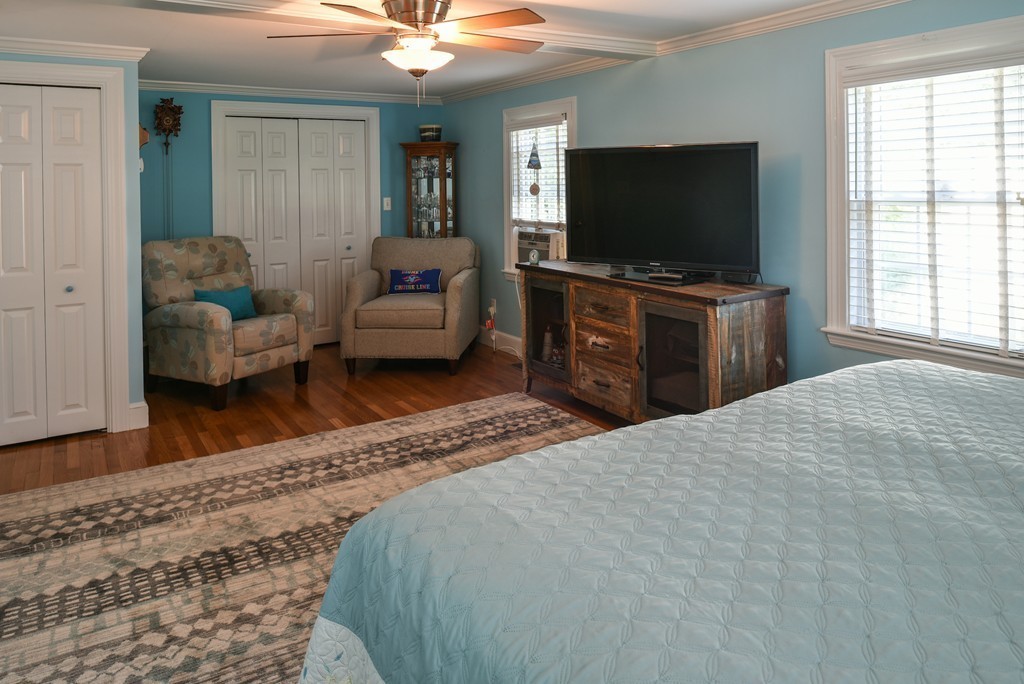 17 Naples Road Hamilton, MA 01982 - Photo 11 of 23 Gallery Image 11