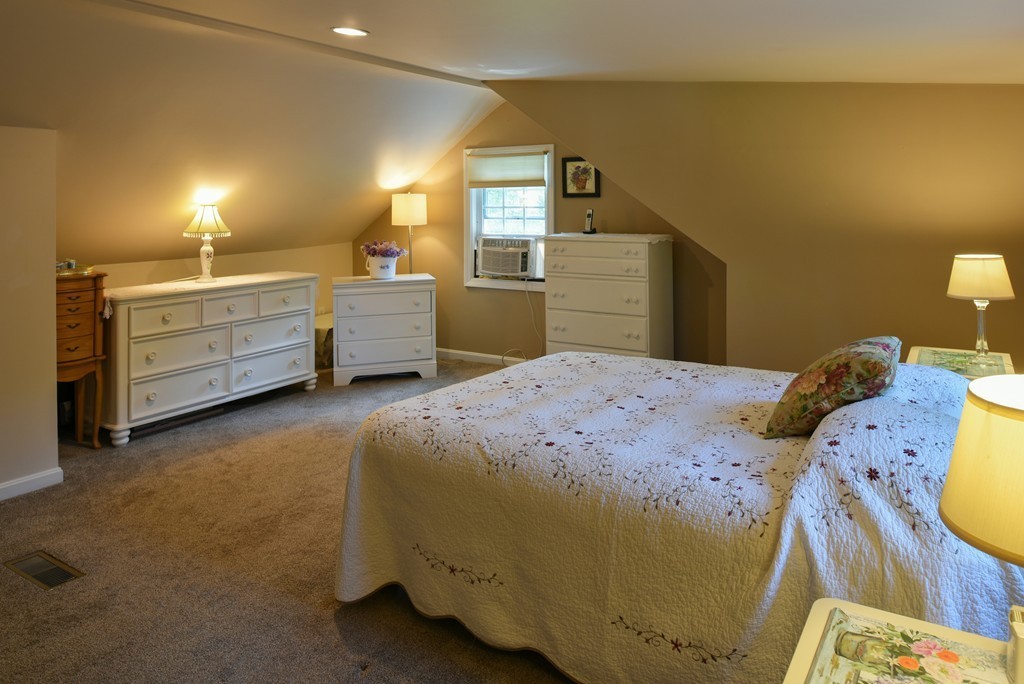 17 Naples Road Hamilton, MA 01982 - Photo 14 of 23 Gallery Image 14