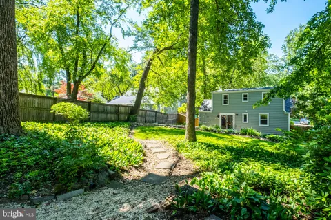 $850,000 | 7005 Jefferson Avenue, Falls Church, VA 22042