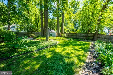 $850,000 | 7005 Jefferson Avenue, Falls Church, VA 22042