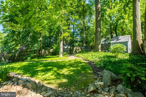 $850,000 | 7005 Jefferson Avenue, Falls Church, VA 22042