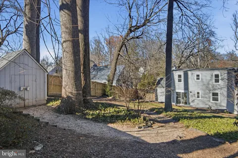 $850,000 | 7005 Jefferson Avenue, Falls Church, VA 22042