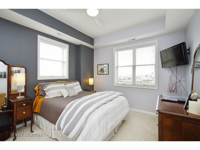 828 West Grace Street, Unit 1304 Chicago, IL 60613 - Photo 7 of 12