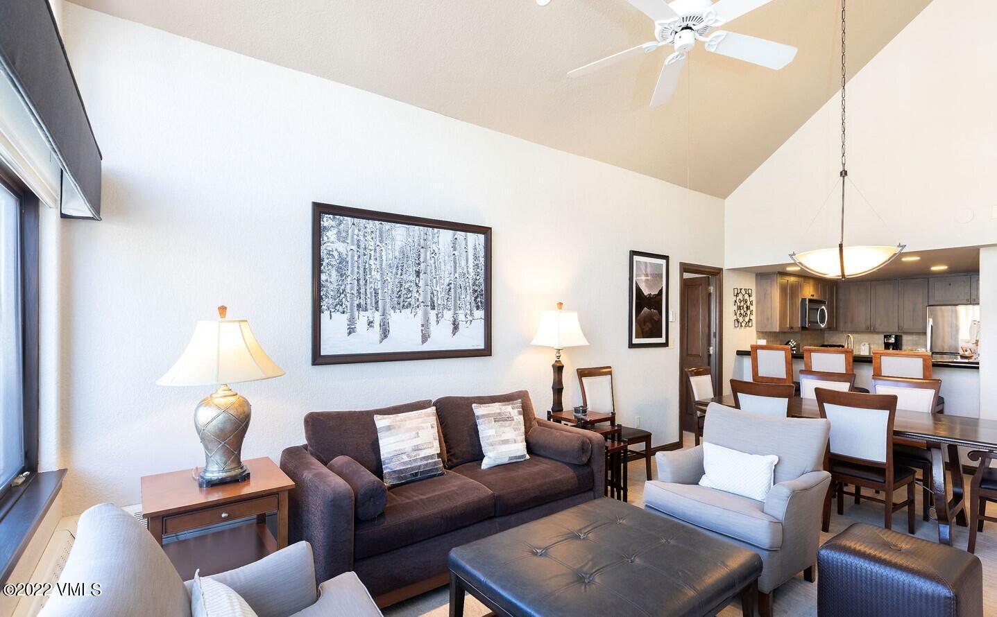 210 Offerson Road, Unit R421 / WEEK 47 Beaver Creek, CO 81620 - Photo 17 of 20 a living room with furniture a lamp and a window