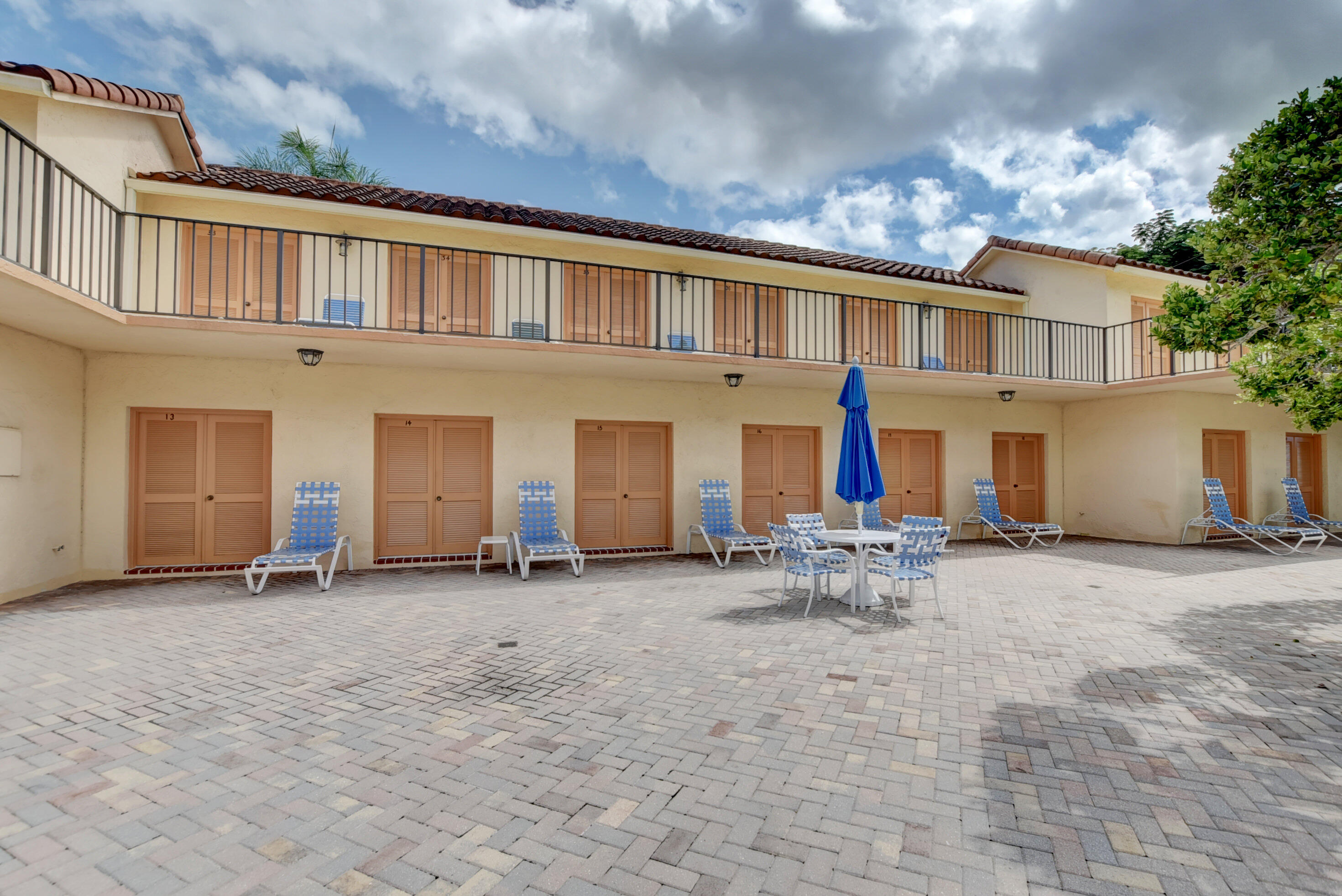 7201 Promenade Drive, Unit 102 Boca Raton, FL 33433 - Photo 54 of 55 Promenade pool cabanas