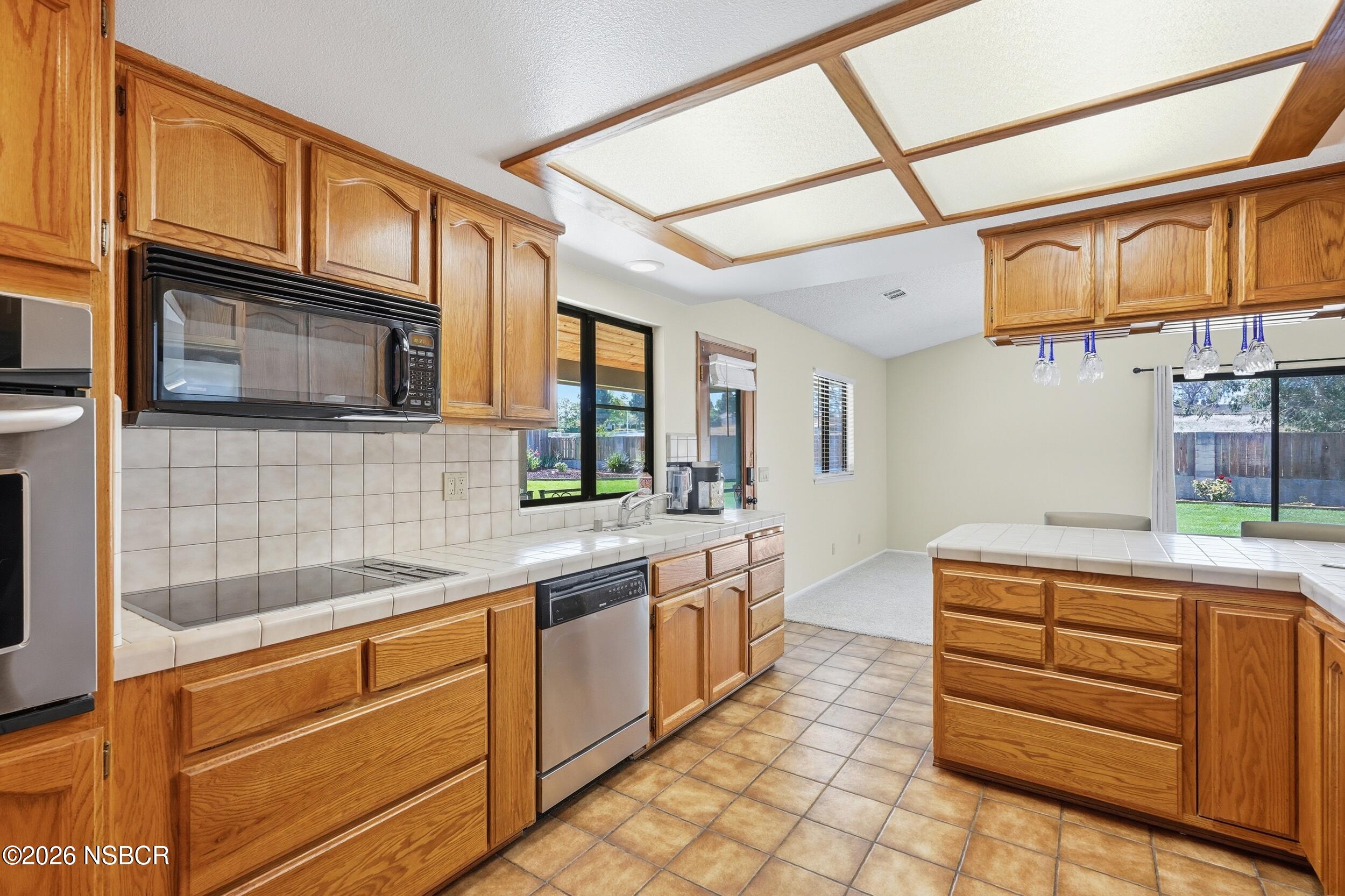 854 Blue Ridge Drive Santa Maria, CA 93455 - Photo 14 of 41 16_854 blue ridge dr-16