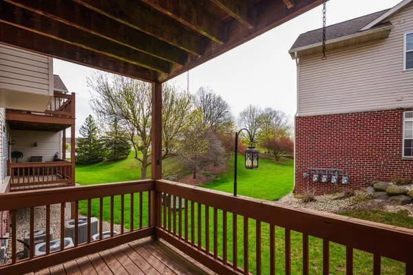 $319,000 | 7883 South Scepter Drive, Unit 8, Franklin, WI 53132