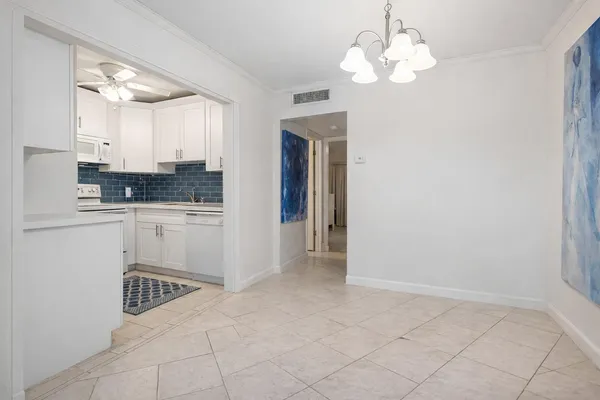 $1,500 | 205 Main Boulevard, Unit 2B, Boynton Beach, FL 33435